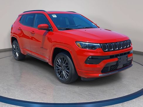 Used 2023 Jeep Compass Limited w/ Elite Group for (Red) Edition AWD/4WD image 3