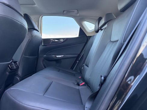 Used 2022 Lexus NX 350 AWD image 18