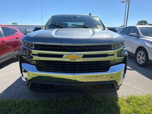 Used 2021 Chevrolet Silverado 1500 LT w/ Z71 Off-Road Package AWD/4WD image 2