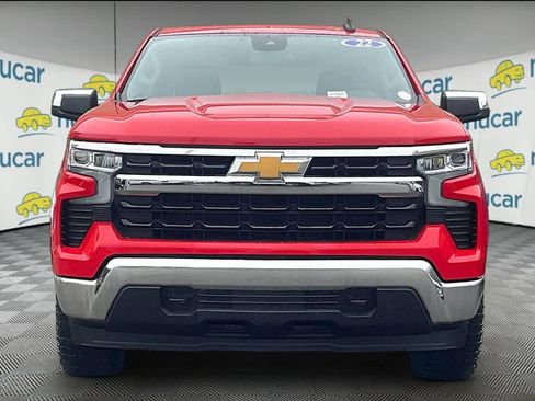 Used 2022 Chevrolet Silverado 1500 LT image 2