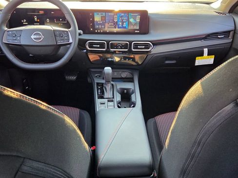 New 2027 Nissan Sentra SR w/ Floor Mat Package FWD image 6