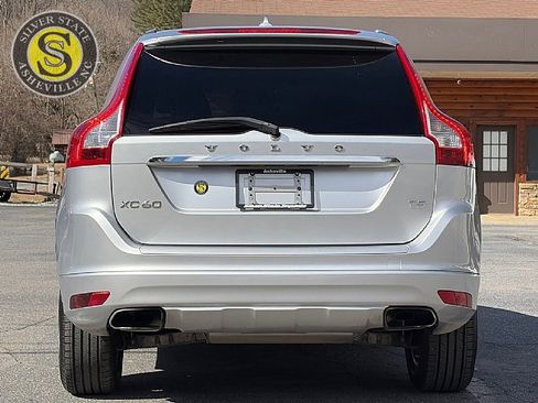 Used 2015 Volvo XC60 T5 Premier image 5