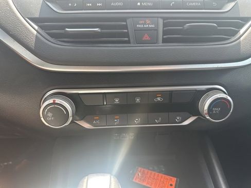 Used 2020 Nissan Altima 2.5 SR image 16