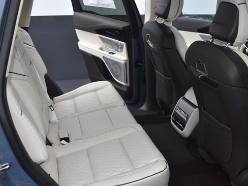 New 2026 Lincoln Nautilus Black Label image 14