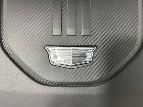Used 2024 Cadillac Lyriq Sport AWD/4WD image 30