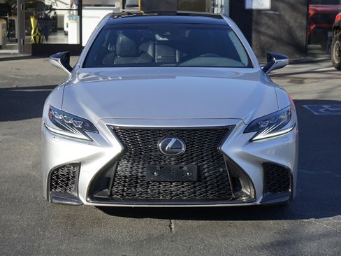 Used 2018 Lexus LS 500 F Sport image 4