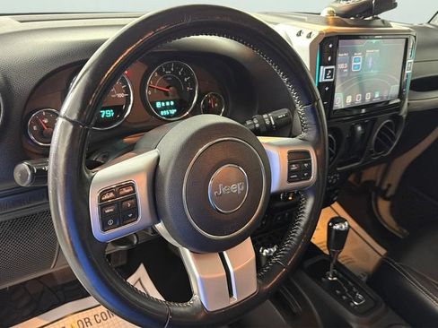 Used 2018 Jeep Wrangler Sport AWD/4WD image 24