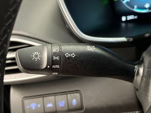 Used 2023 Hyundai Santa Fe SEL Premium image 46