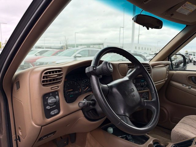 Used 2002 GMC Sonoma SLS w/ Marketing Option Pkg RWD image 9