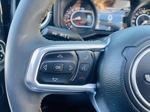 Used 2024 Jeep Wrangler Unlimited Sahara w/ Technology Group AWD/4WD image 22