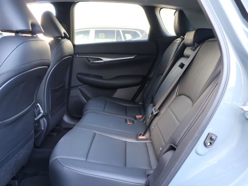 Certified 2023 INFINITI QX50 Luxe image 17