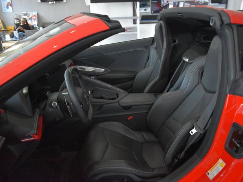 Used 2021 Chevrolet Corvette Stingray Coupe w/ Battery Protection Package image 14