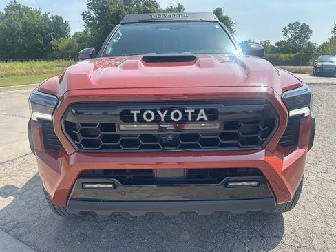 Used 2024 Toyota Tacoma TRD Pro AWD/4WD image 2