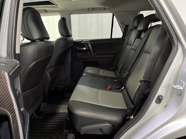 Certified 2020 Toyota 4Runner SR5 Premium w/ Moonroof Package AWD/4WD image 11