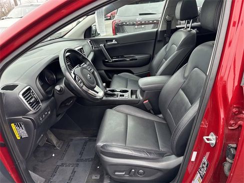 Used 2021 Kia Sportage EX w/ EX Technology Package image 14