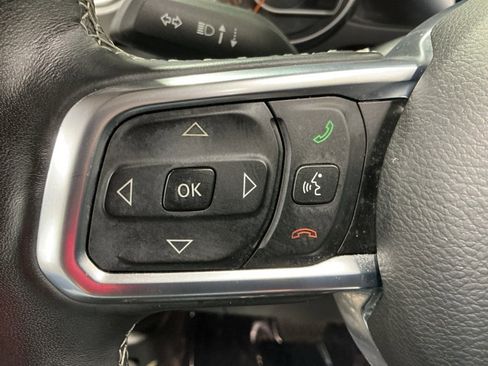 Used 2018 Jeep Wrangler Unlimited Sahara w/ Dual Top Group image 14