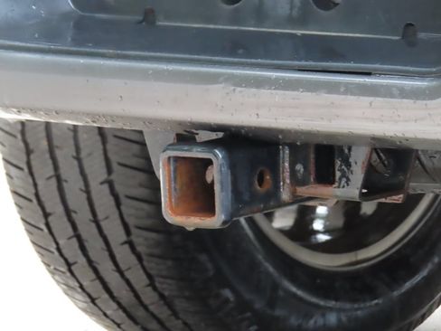 Used 2021 RAM 1500 Laramie AWD/4WD image 6