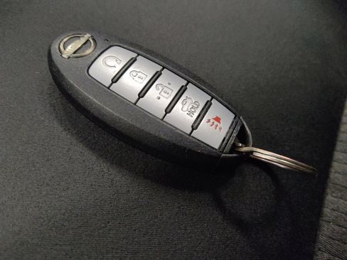 Used 2024 Nissan Altima 2.5 SV FWD image 32