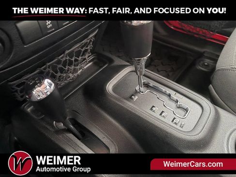 Used 2015 Jeep Wrangler Unlimited Sport w/ Quick Order Package 24S AWD/4WD image 30