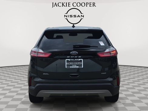 Used 2022 Ford Edge SEL w/ Convenience Package AWD/4WD image 6
