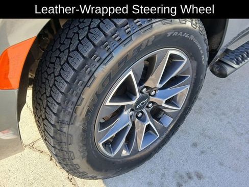 Certified 2022 Chevrolet Tahoe Z71 w/ Z71 Off-Road Package image 38