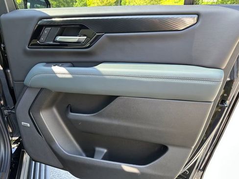 New 2026 GMC Yukon XL AT4 w/ AT4 Premium Package AWD/4WD image 25
