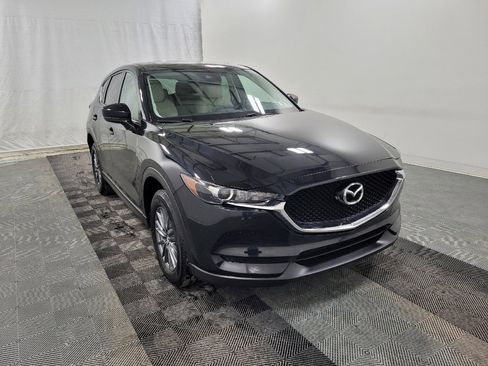 Used 2017 MAZDA CX-5 Touring w/ Preferred Equipment Package image 13
