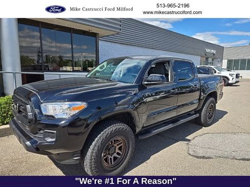 Used 2021 Toyota Tacoma SR AWD/4WD image 1
