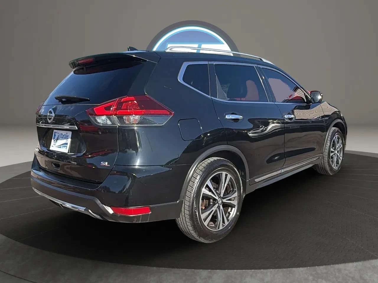 Used 2018 Nissan Rogue SL FWD image 17