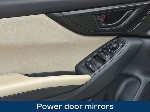 Used 2017 Subaru Impreza 2.0i Premium image 20