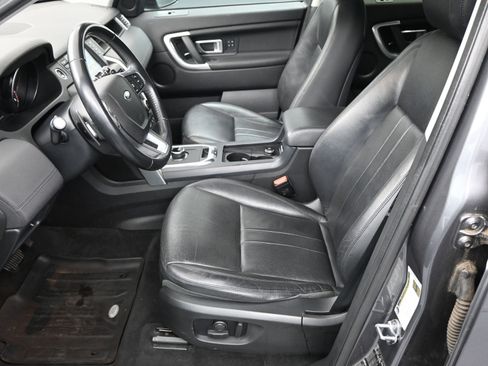 Used 2018 Land Rover Discovery Sport HSE image 5