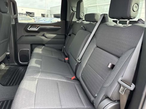 New 2026 GMC Sierra 1500 Elevation w/ X31 Off-Road Package AWD/4WD image 17