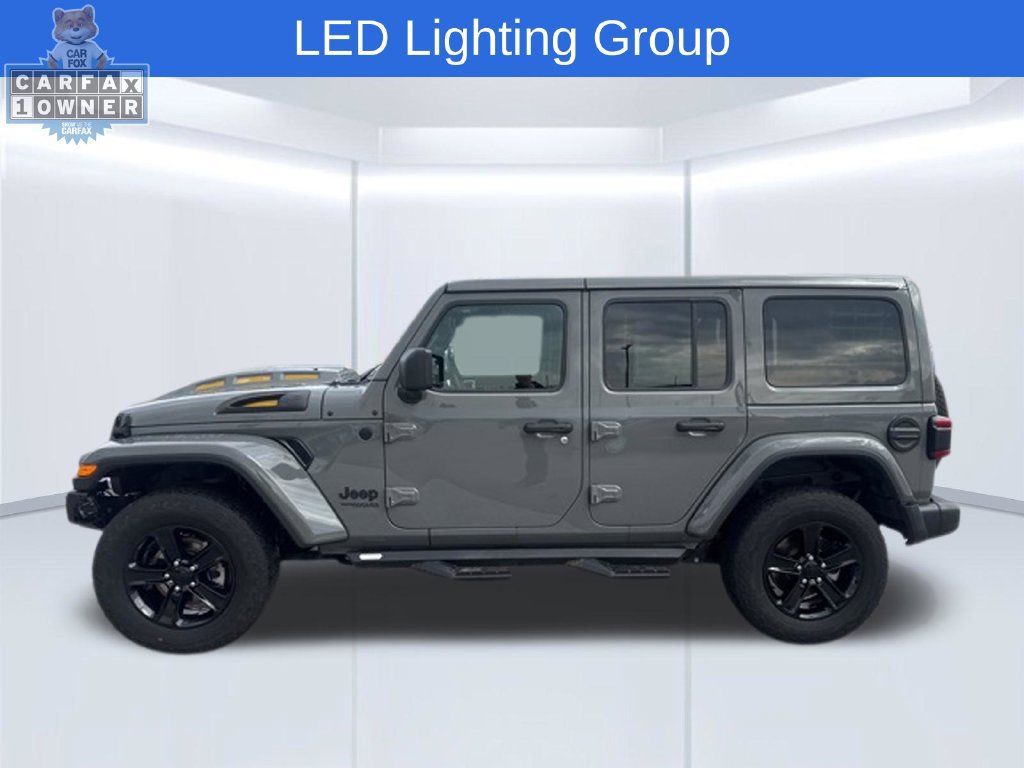 Used 2021 Jeep Wrangler Unlimited Sahara AWD/4WD image 6