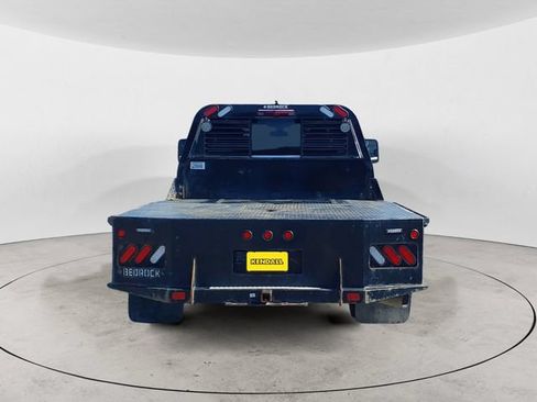 Used 2023 Chevrolet Silverado 3500 LT w/ Convenience Package AWD/4WD image 4