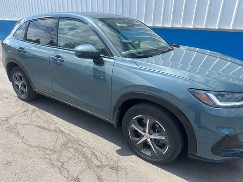 Used 2024 Honda HR-V EX-L image 3