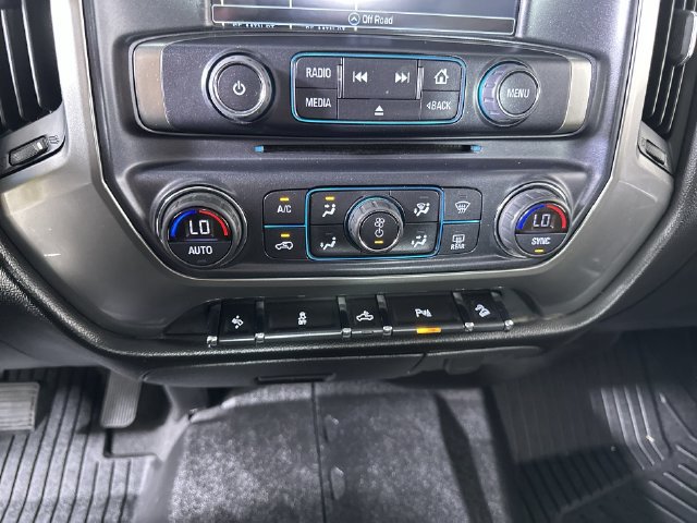 Used 2018 Chevrolet Silverado 1500 LT w/ All Star Edition AWD/4WD image 17