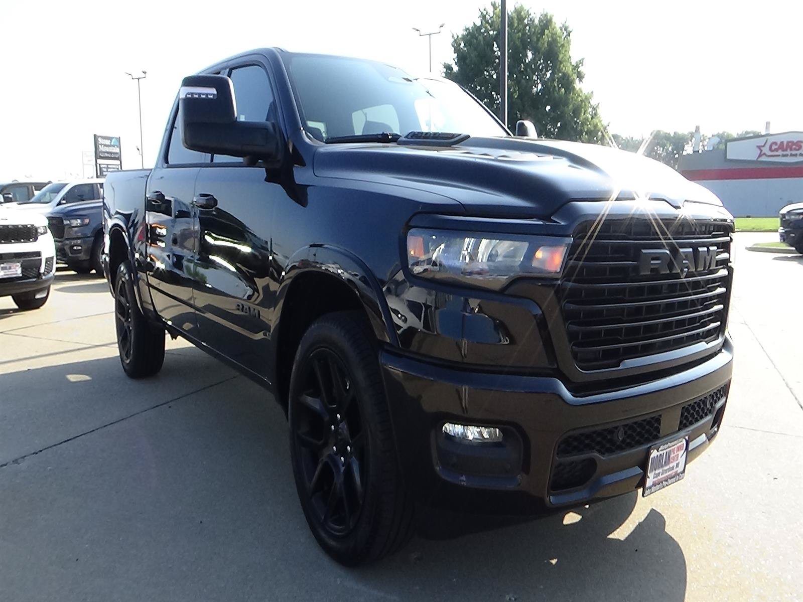 Used 2025 RAM 1500 Laramie w/ Night Edition AWD/4WD image 3