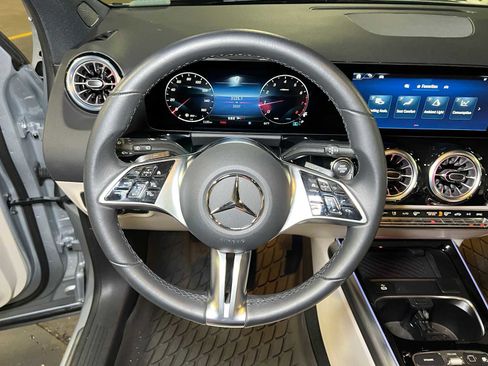 Certified 2025 Mercedes-Benz GLA 250 4MATIC image 26