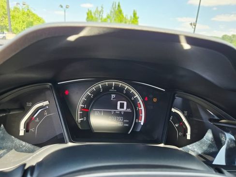 Used 2017 Honda Civic Sport image 19