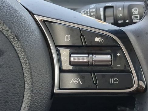 Used 2024 Kia Seltos EX FWD image 26