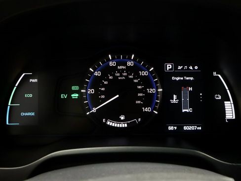 Used 2018 Hyundai Ioniq Blue image 27