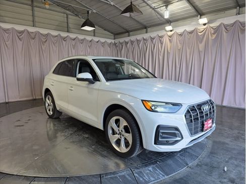 Used 2021 Audi Q5 Premium Plus w/ Premium Plus Package image 10