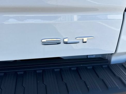 New 2026 GMC Sierra 1500 SLT w/ SLT Premium Plus Package AWD/4WD image 6