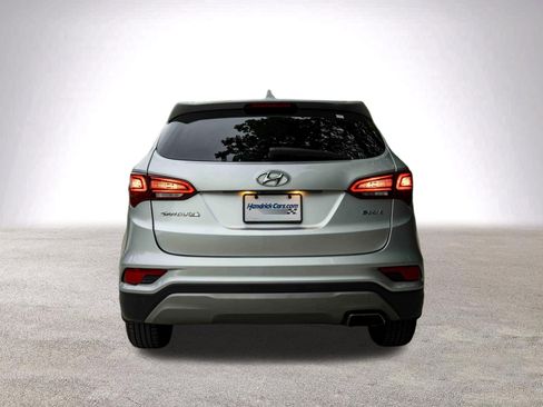 Used 2017 Hyundai Santa Fe Sport FWD image 10