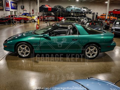 Used 1997 Chevrolet Camaro Z28 RWD image 63