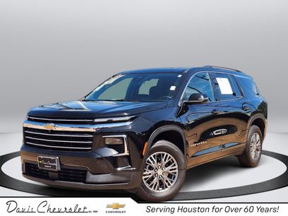 Certified 2025 Chevrolet Traverse LT