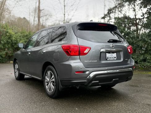 Used 2020 Nissan Pathfinder S AWD/4WD image 6