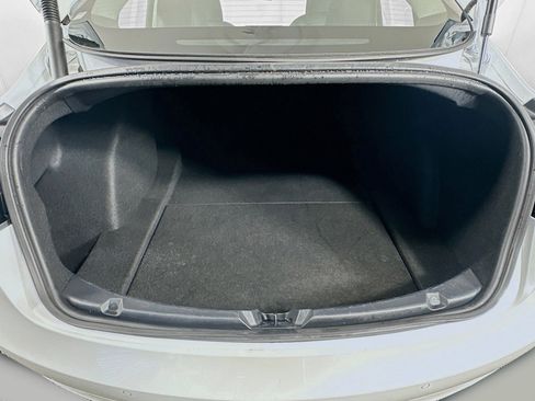 Used 2021 Tesla Model 3 Standard Range Plus RWD image 29
