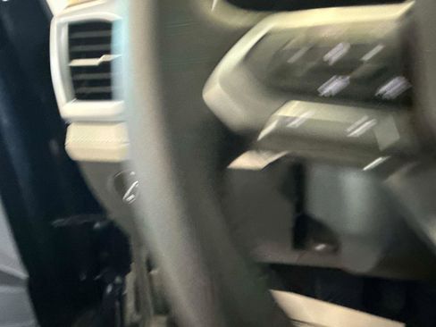 New 2026 Volkswagen Taos SE image 29