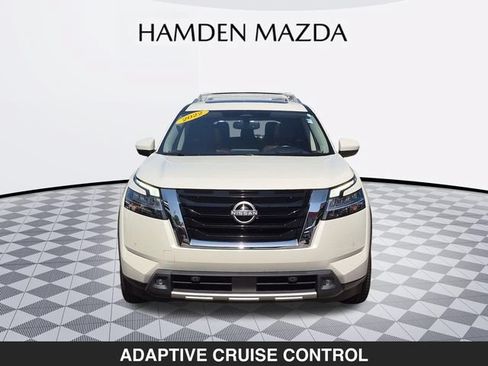 Used 2022 Nissan Pathfinder Platinum AWD/4WD image 9